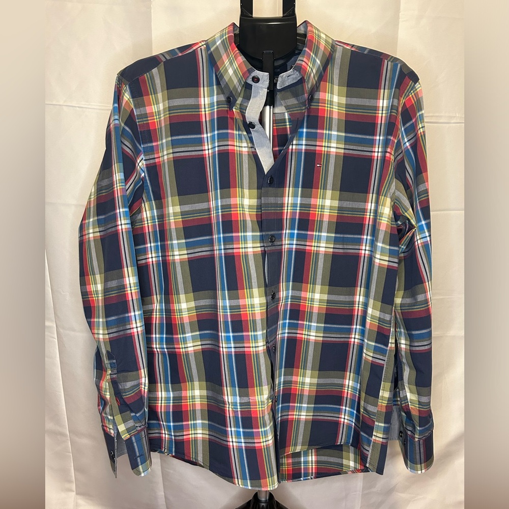 Tommy Hilfiger Men’s Size Large Button Down Heritage Poplin 80’s Two Ply plaid